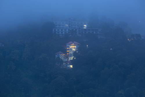 ムンナール インド ホテルプレミアムプロモーションコード Munnar booking.com