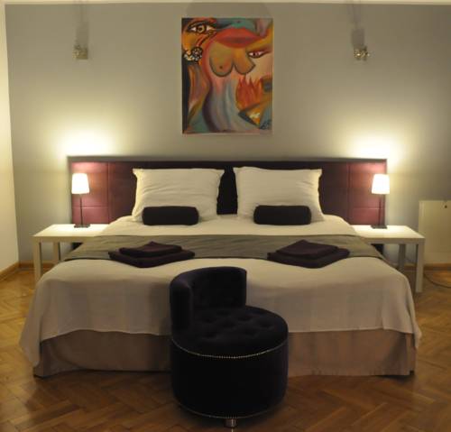 ワルシャワ ポーランド ホテルプレミアムプロモーションコード Warszawa booking.com