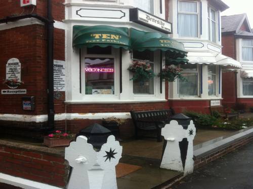 ブラックプール イギリス ホテルプレミアムプロモーションコード Blackpool booking.com