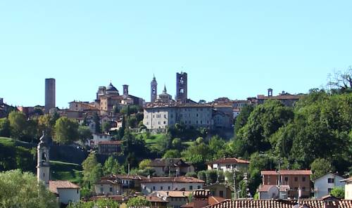 ベルガモ イタリア ホテルプレミアムプロモーションコード Bergamo booking.com