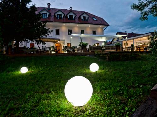 リュブリャナ スロベニア ホテルプレミアムプロモーションコード Ljubljana booking.com