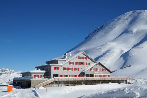 エンゲルベルク スイス ホテルプレミアムプロモーションコード Engelberg booking.com