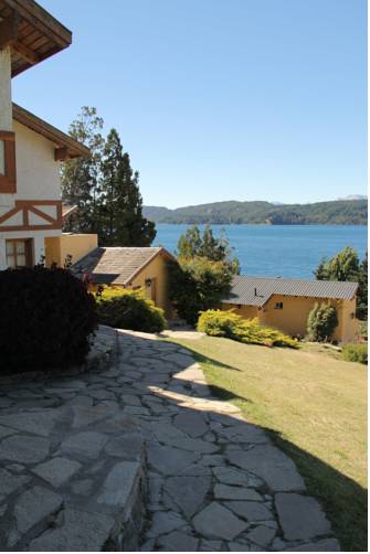 サンカルロスデバリローチェ アルゼンチン ホテルプレミアムプロモーションコード San Carlos de Bariloche booking.com