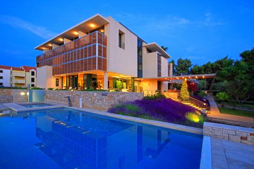 Supetar Kroatien Hotel Premium Gutscheincode booking.com